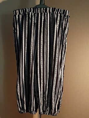 NWOT EMERY ROSE Black White Striped Elastic Waist Women's Harem Pants Size 5XL